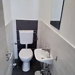 Gregovica Apartment *