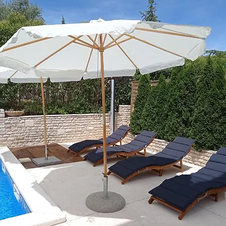 Gregovica Apartman