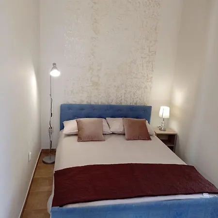 Gregovica Apartment *