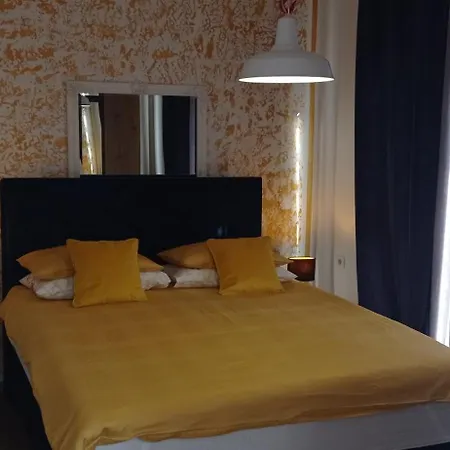 Gregovica Apartment *